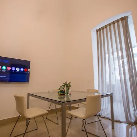 Апарт-отель 175 4*